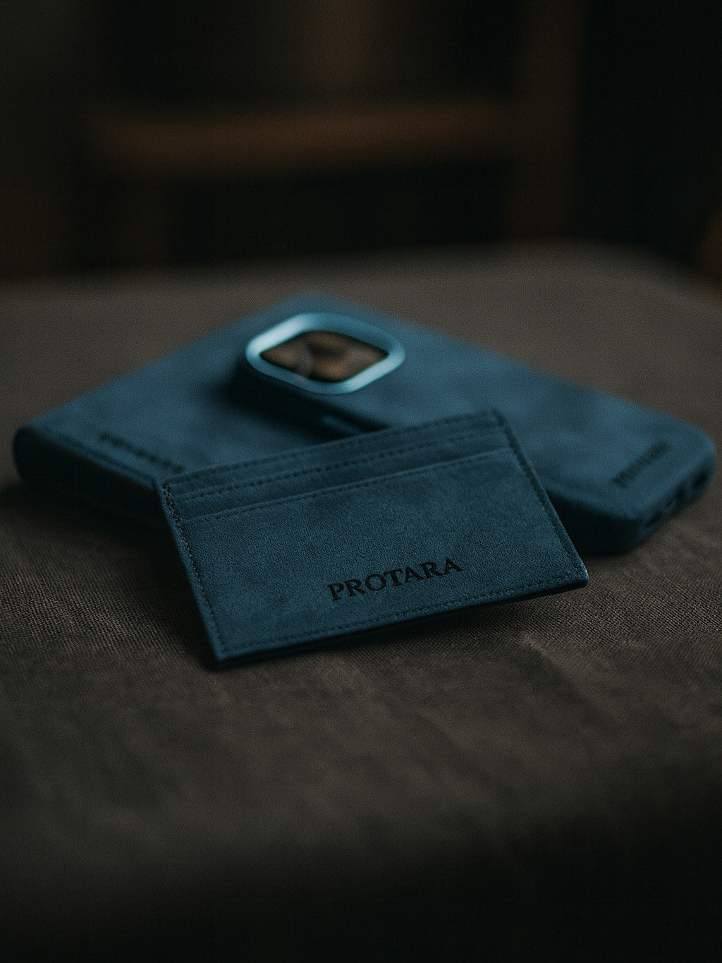 PROTARA Alcantara Kortholder - Ocean Voyage Blue