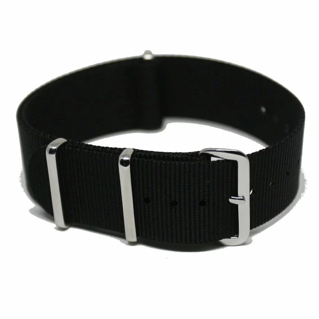 Classic nato strap in black with silver buckle