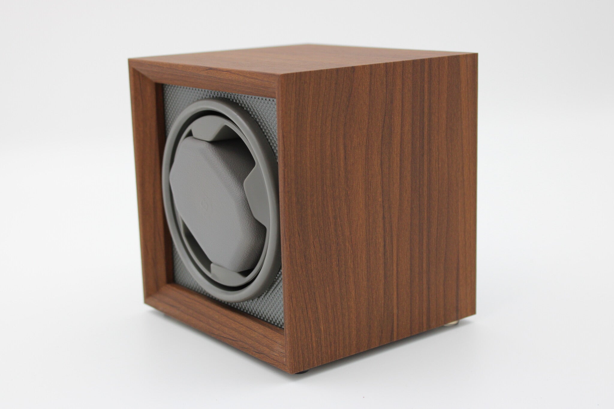Watch winder for 1 watch in light wood