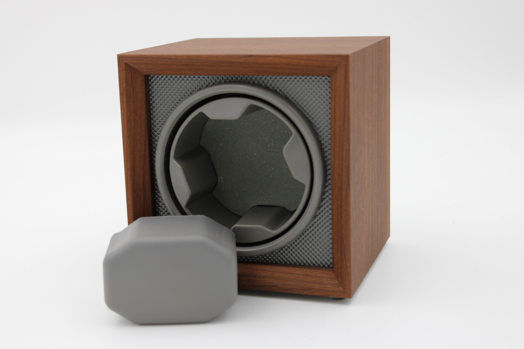 Watch winder for 1 watch in light wood