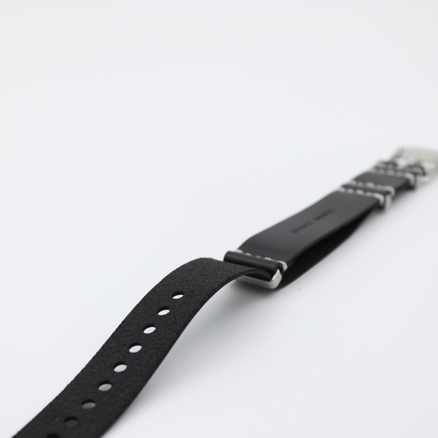 Nato strap in leather black
