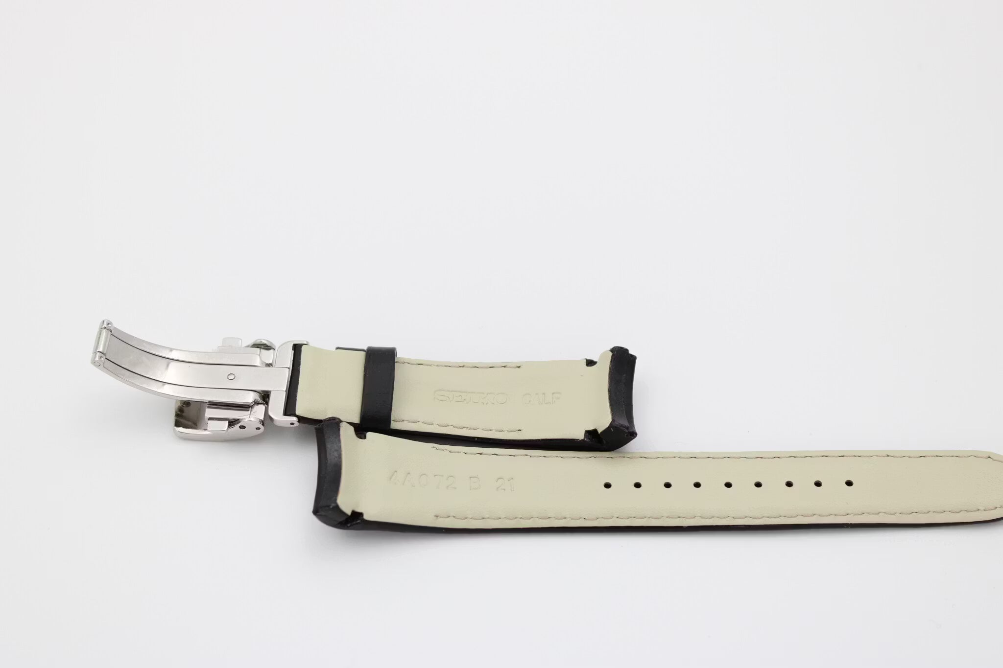 Seiko 21mm curved with Crocodile pattern, Black