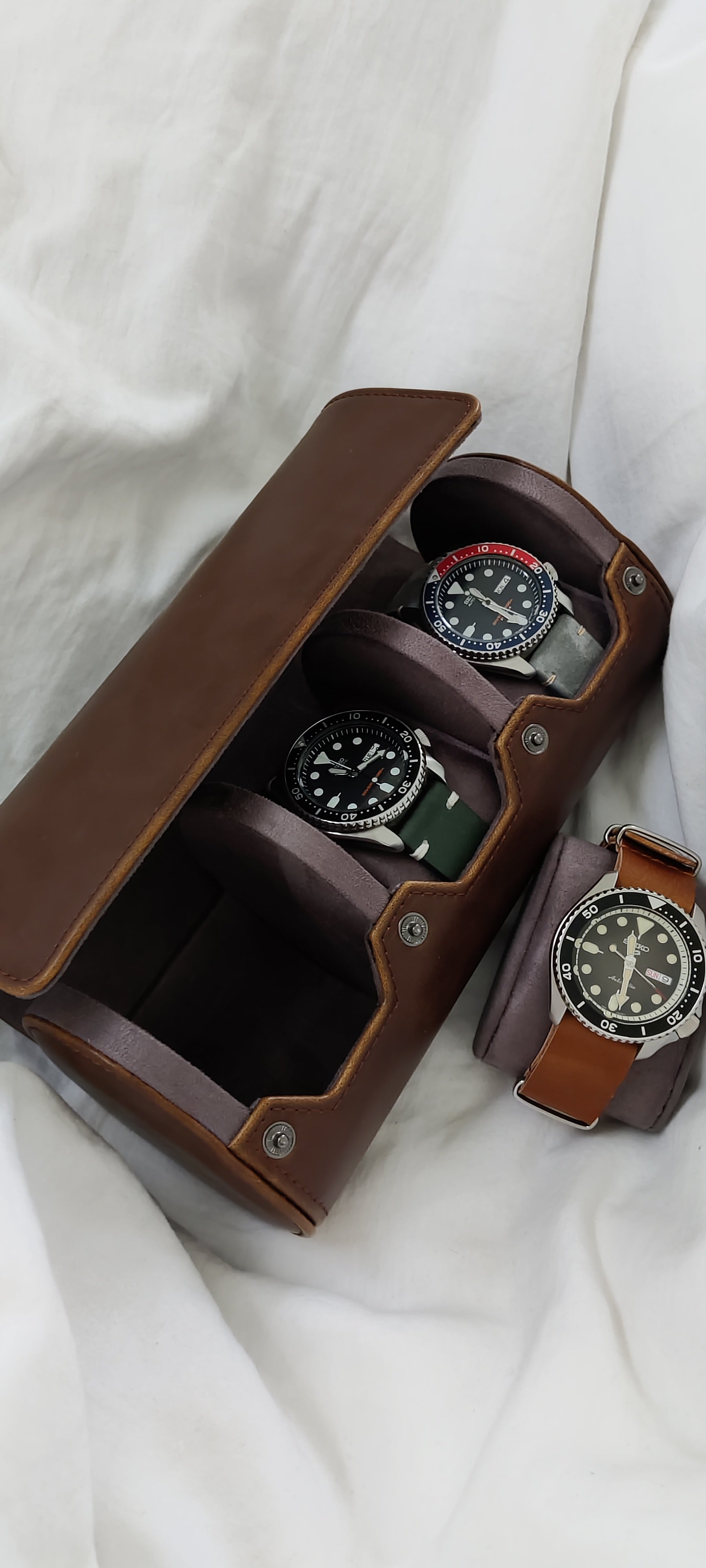 Travel case for 3 watches Brown leather