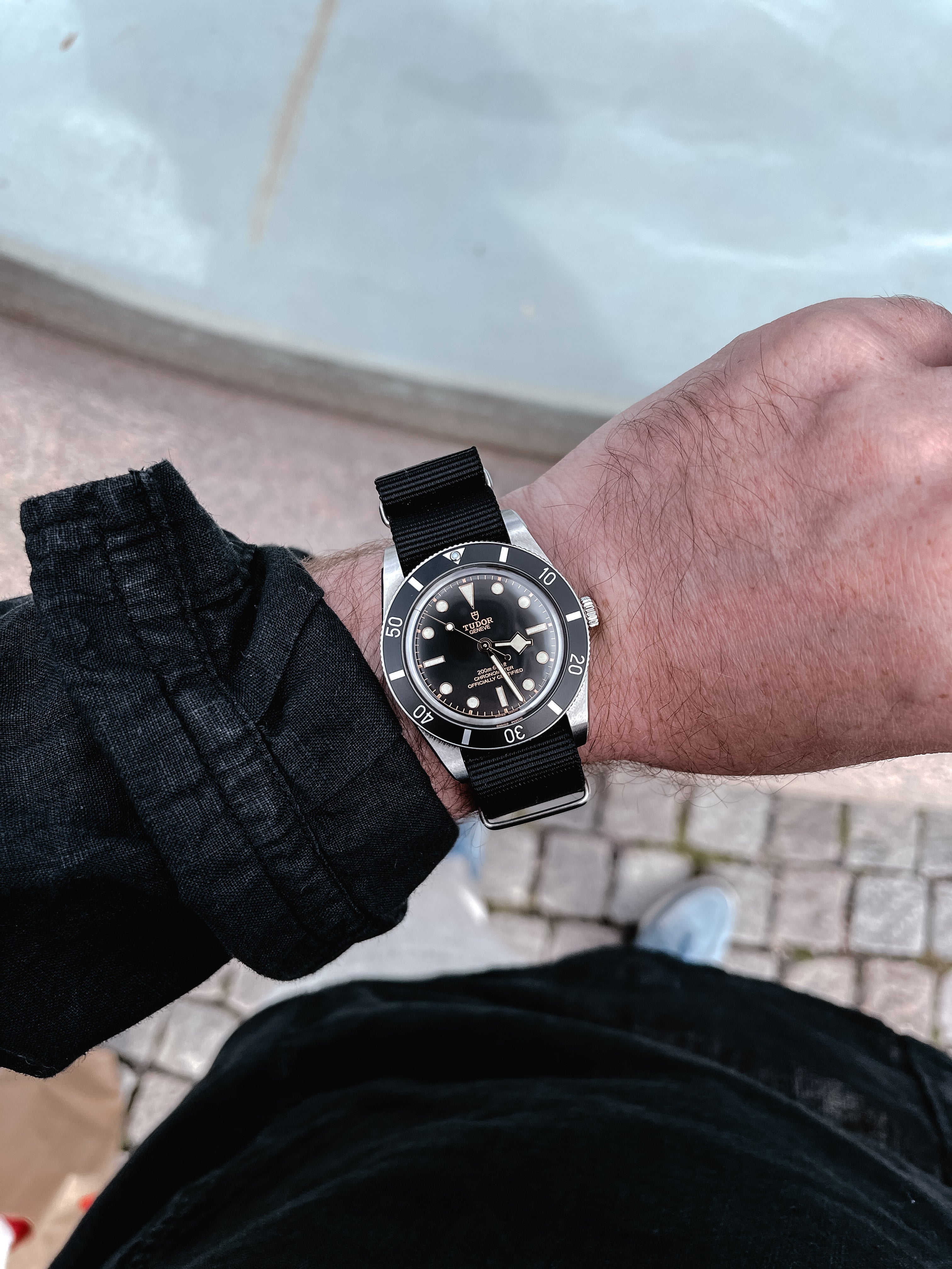 Classic nato strap in black with silver buckle